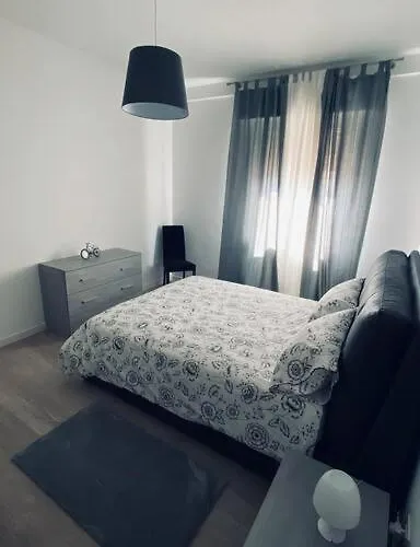 Sun Street Apartment