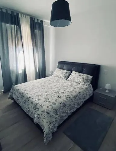 Sun Street Apartment